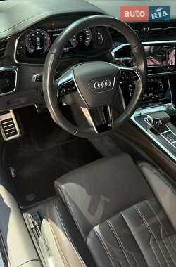 Седан Audi A6 2019 в 