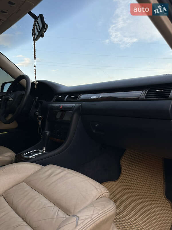 Седан Audi A6 2000 в Львове