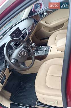 Седан Audi A6 2012 в 
