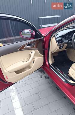 Седан Audi A6 2012 в 