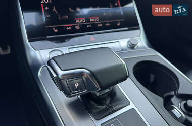Седан Audi A6 2019 в 