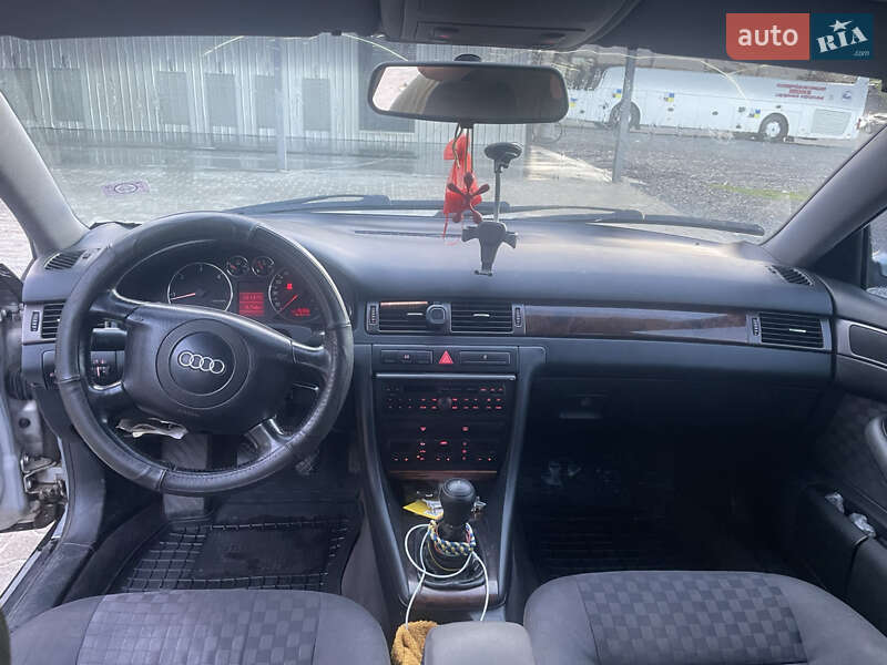 Универсал Audi A6 2000 в Березному