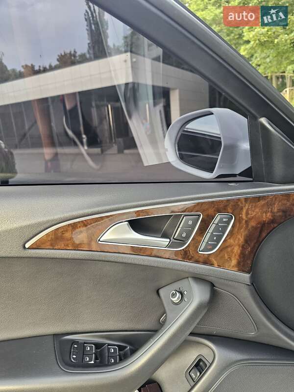 Седан Audi A6 2014 в Світловодську