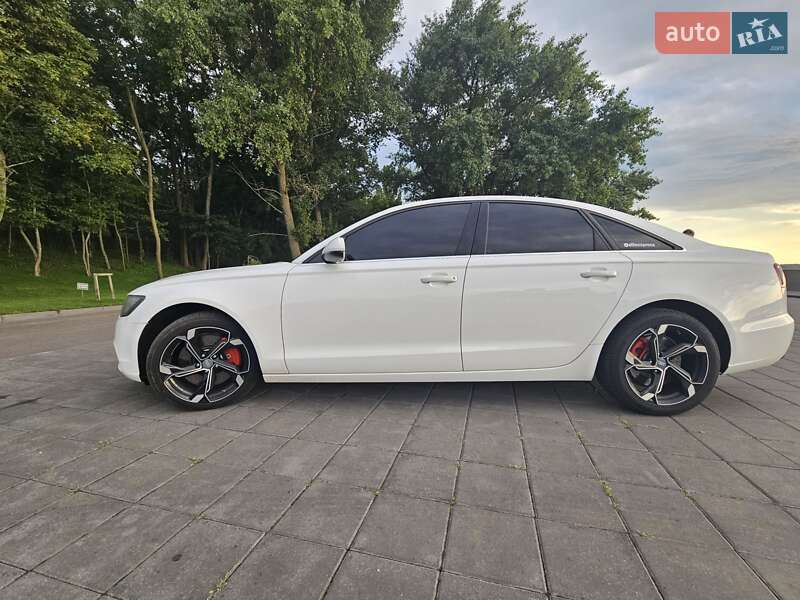 Седан Audi A6 2014 в Світловодську