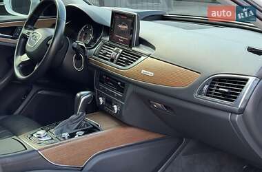 Седан Audi A6 2015 в 