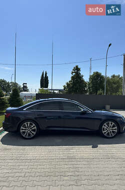 Седан Audi A6 2019 в 