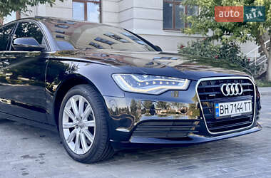 Седан Audi A6 2012 в 