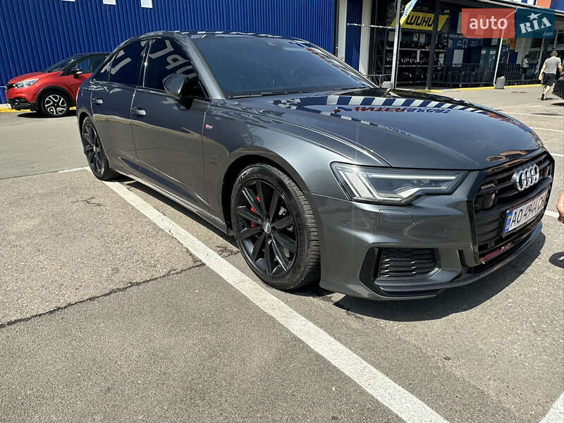 Седан Audi A6 2020 в Ужгороде