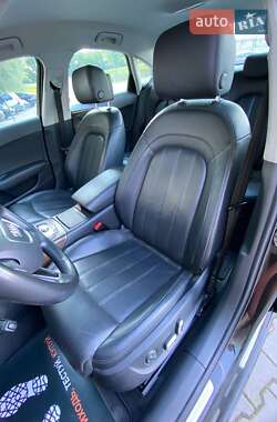 Седан Audi A6 2015 в 