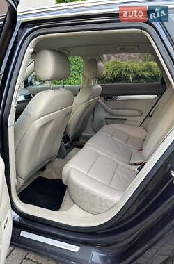 Универсал Audi A6 2011 в 