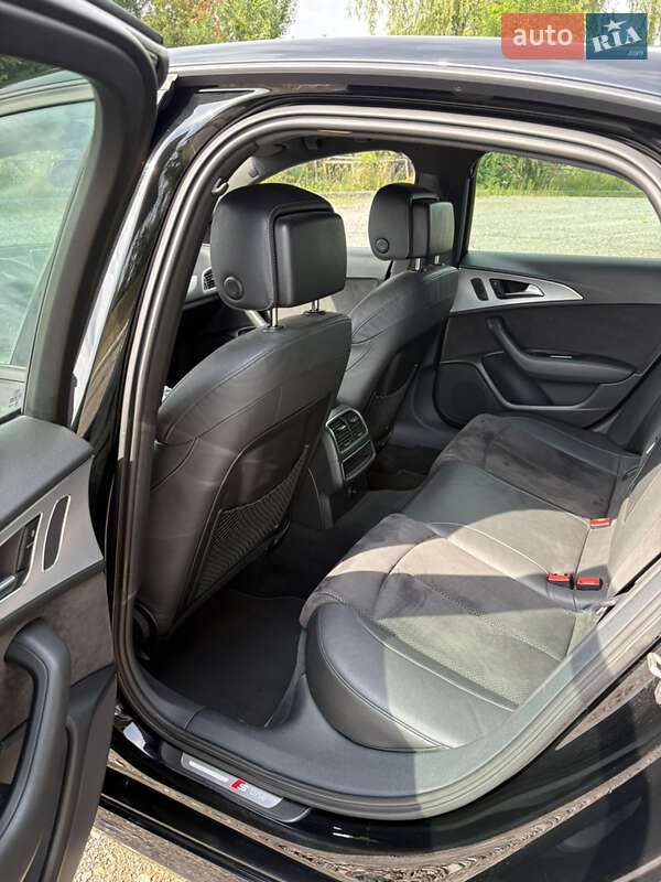 Седан Audi A6 2012 в Самборе