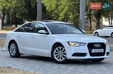 Седан Audi A6 2012 в 