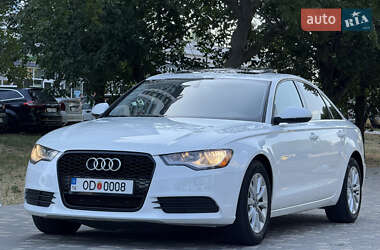 Седан Audi A6 2012 в 