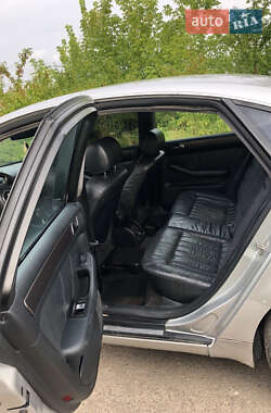 Седан Audi A6 2000 в 