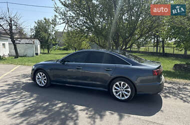 Седан Audi A6 2015 в 