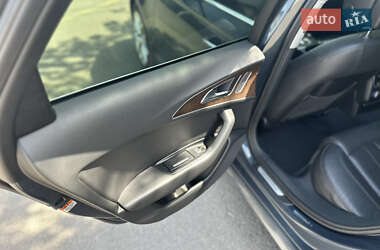 Седан Audi A6 2015 в 