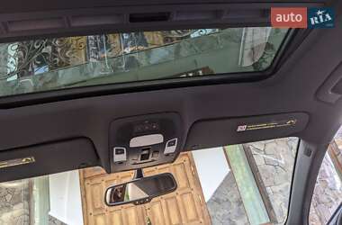 Седан Audi A6 2012 в 