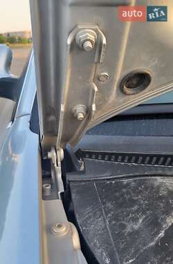Седан Audi A6 2004 в 