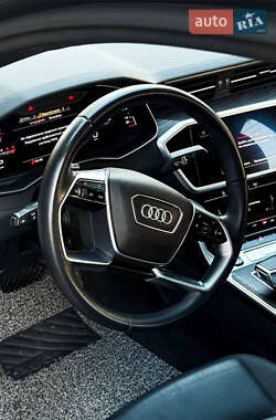 Седан Audi A6 2022 в 