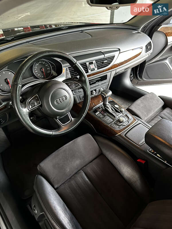 Седан Audi A6 2012 в Киеве