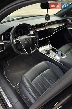 Седан Audi A6 2018 в 