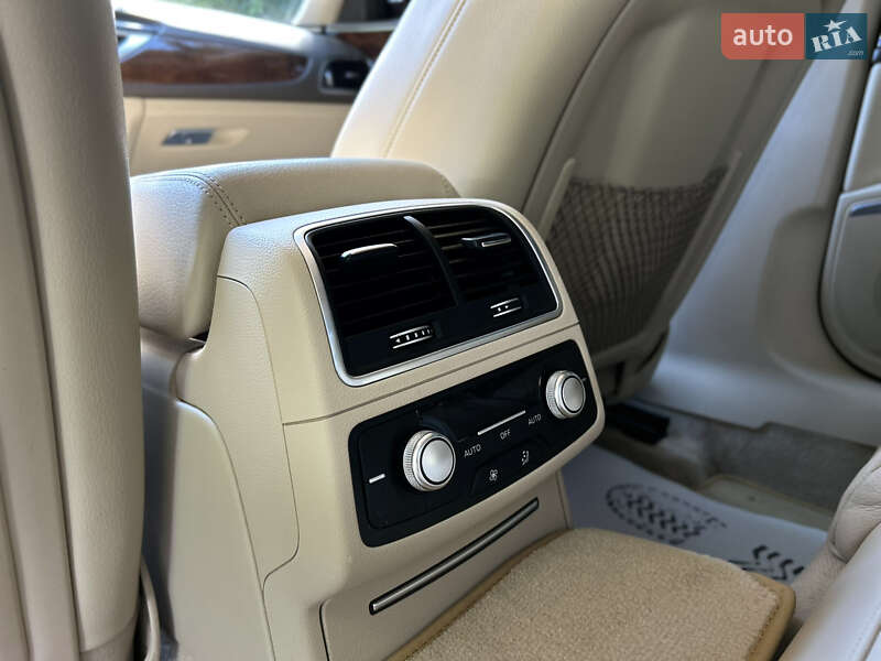 Седан Audi A6 2016 в Ровно