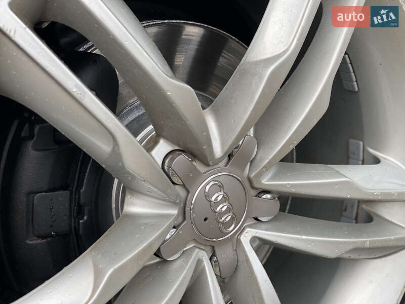 Универсал Audi A6 2010 в Луцке