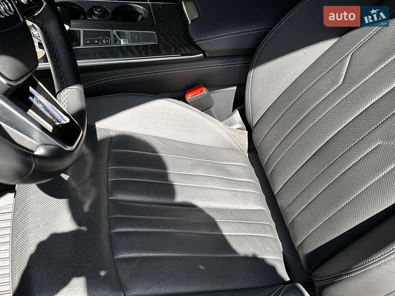 Седан Audi A6 2021 в Білій Церкві