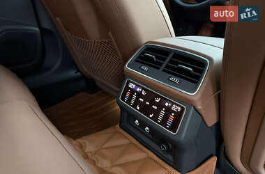Седан Audi A6 2022 в 