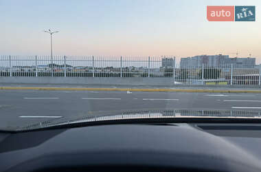 Седан Audi A6 2022 в 
