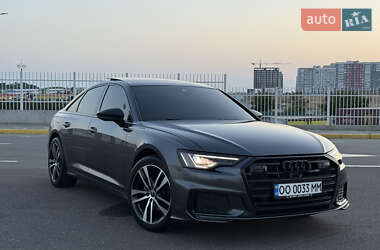 Седан Audi A6 2022 в 