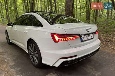 Седан Audi A6 2019 в 
