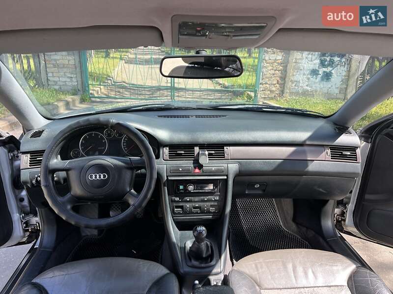 Седан Audi A6 2000 в Николаеве
