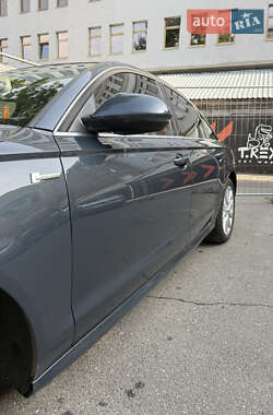 Седан Audi A6 2014 в 