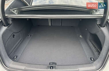 Седан Audi A6 2013 в 