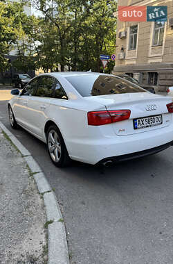 Седан Audi A6 2012 в 