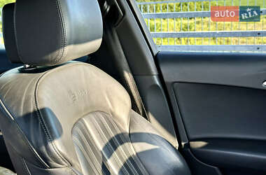 Седан Audi A6 2012 в 
