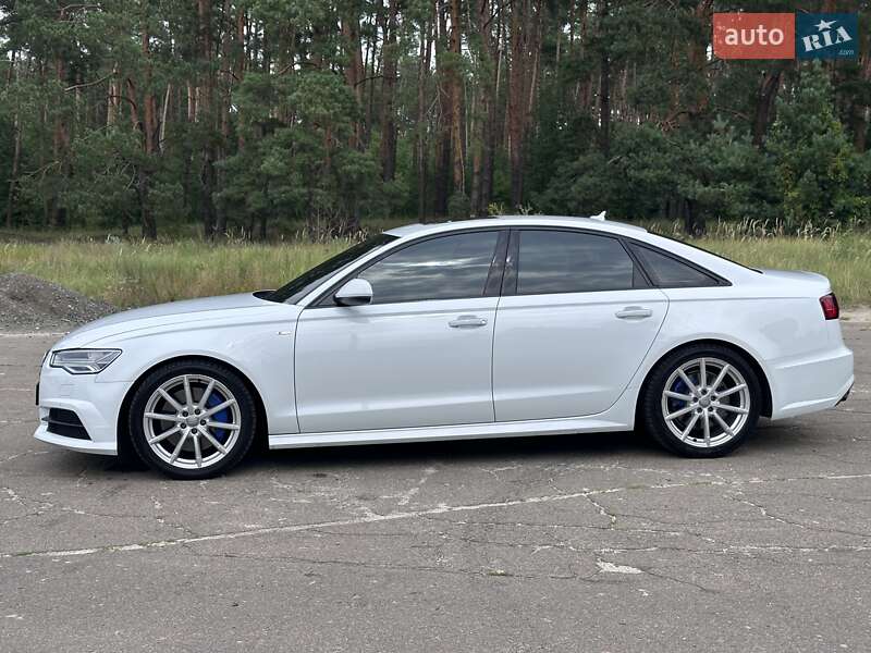 Седан Audi A6 2017 в Киеве