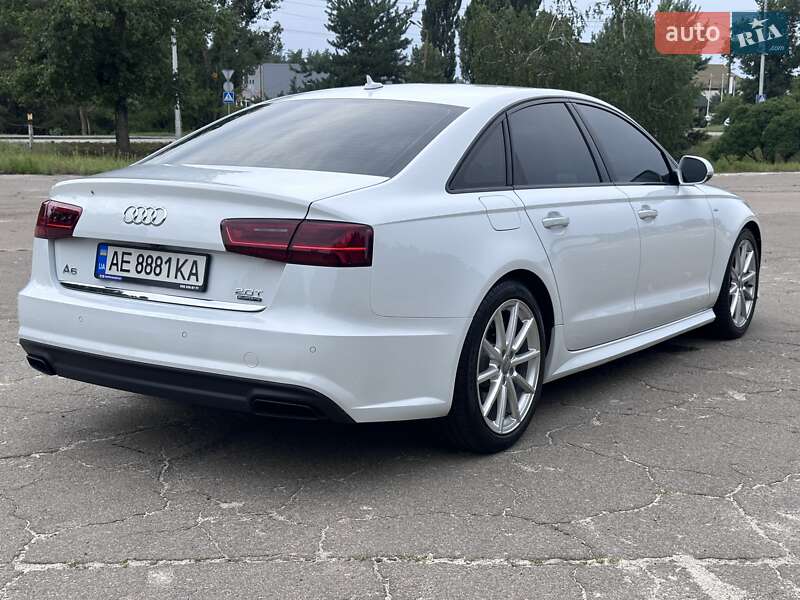 Седан Audi A6 2017 в Киеве