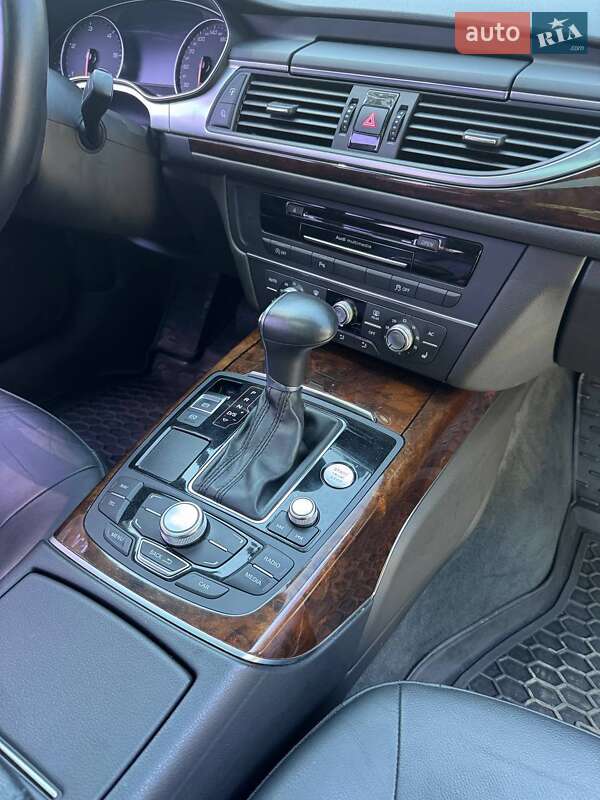 Седан Audi A6 2013 в Шепетовке