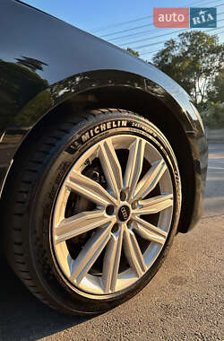Седан Audi A6 2023 в 