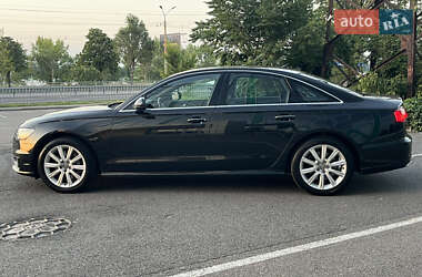 Седан Audi A6 2015 в 