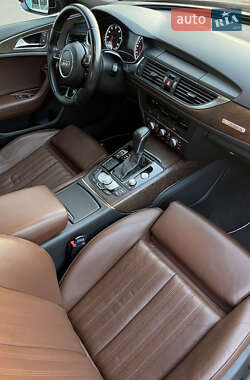 Седан Audi A6 2015 в 
