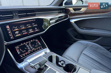 Седан Audi A6 2019 в 