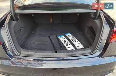 Седан Audi A6 2016 в 