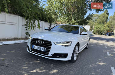 Седан Audi A6 2015 в 