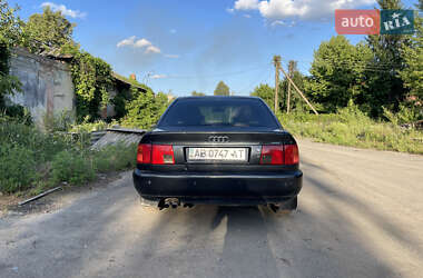 Седан Audi A6 1995 в 