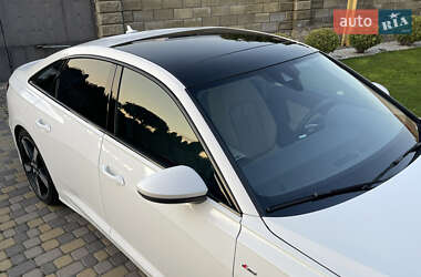Седан Audi A6 2021 в 