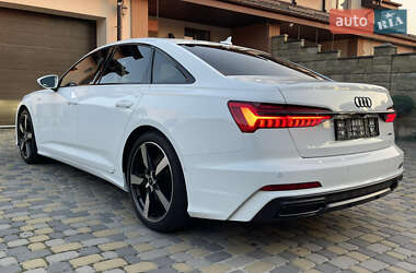Седан Audi A6 2021 в 