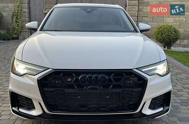 Седан Audi A6 2021 в 